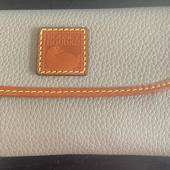 Dooney & Bourke Wallet - Picture 1 of 7